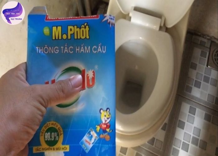 thông tắc bồn cầu vệ sinh 