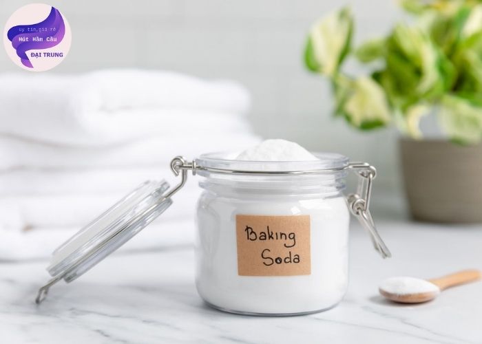 baking soda thông bồn cầu