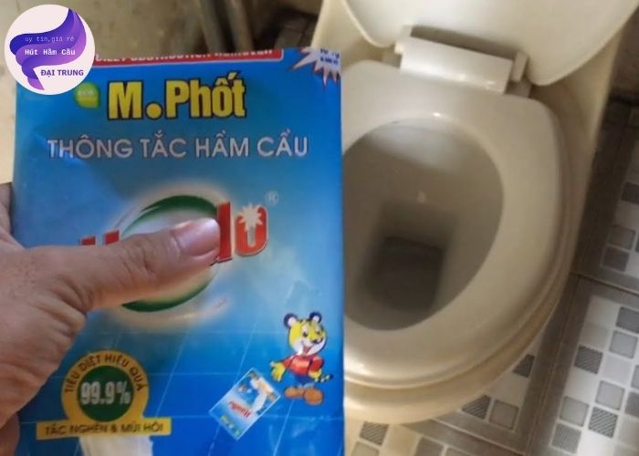 bồn cầu bị nghẹt