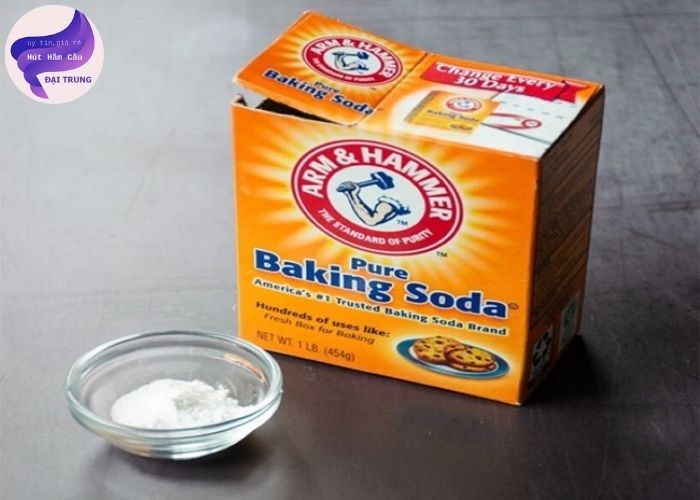 thông bồn cầu bằng baking soda