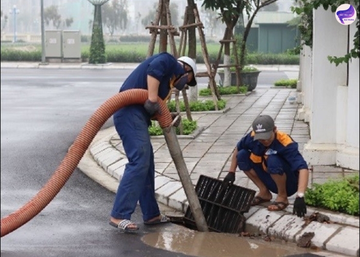 Hút bể phốt tại Quảng Bình (6)