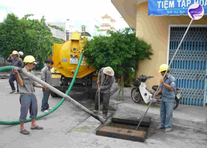 Hút bể phốt tại Tuyên Quang (5)