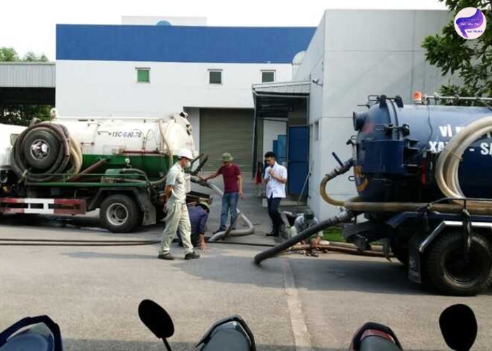 Dịch vụ hút hầm cầu quận Tân Bình (3) Dịch vụ hút hầm cầu quận Tân Bình (3)