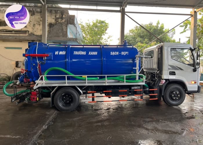 Hút hầm cầu Châu Đức (1)