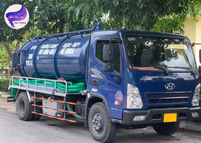 Hút hầm cầu Châu Đức (4)