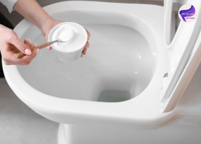 Thông bồn cầu bằng Baking Soda (5) Thông bồn cầu bằng Baking Soda (5)