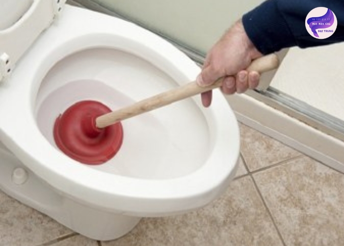 Thông tắc bồn cầu nhanh (3) Thông tắc bồn cầu nhanh (3)