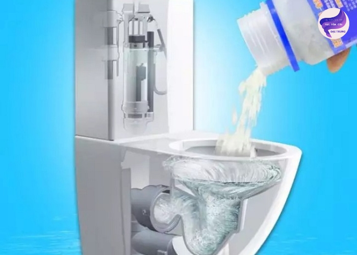 Cách thông bồn cầu bằng bột thông bồn cầu (2)