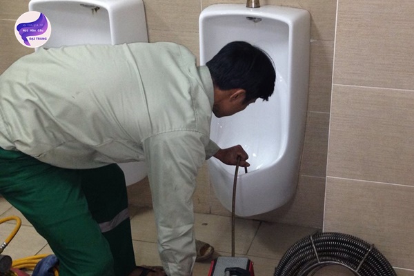 thông bồn cầu bình định (11)