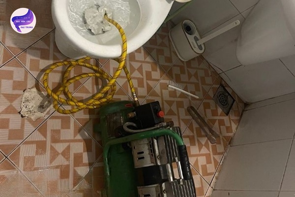 thông bồn cầu quảng nam (5)