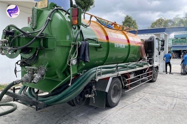 thông tắc bồn cầu khánh hòa (3)