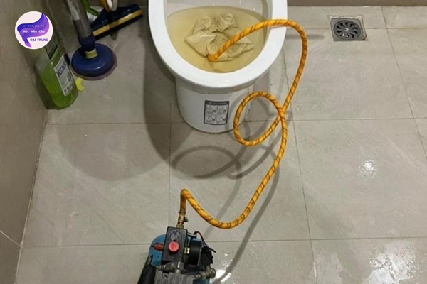 thông tắc bồn cầu quảng ngãi (10)