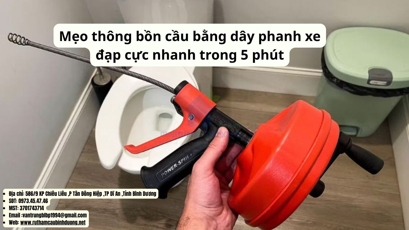 mẹo thông bồn cầu bằng dây phanh xe đạp