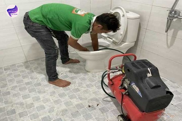 thông tắc bồn cầu gia lai (3)